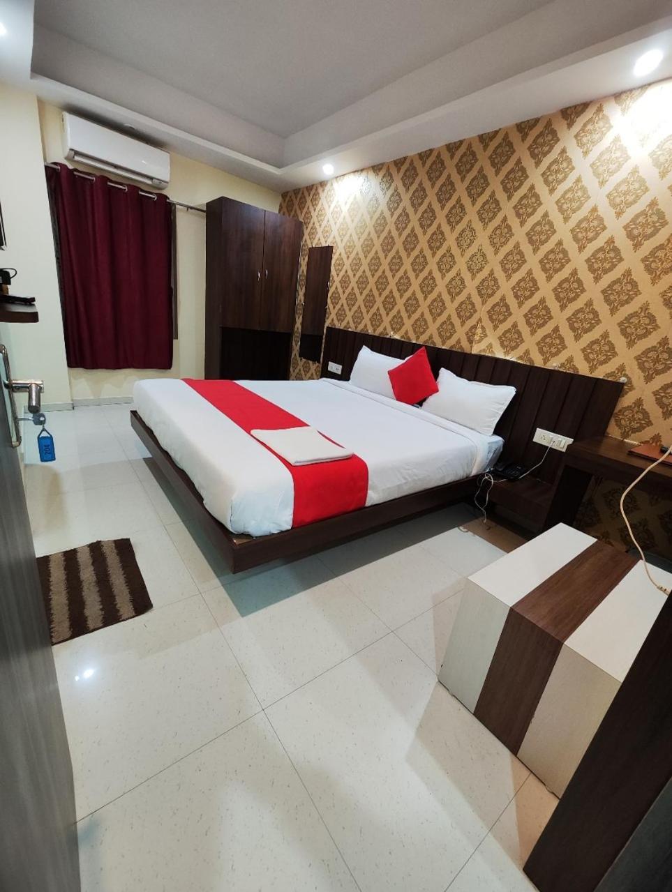 Hotel Rudraksha Inn Деогарх Экстерьер фото